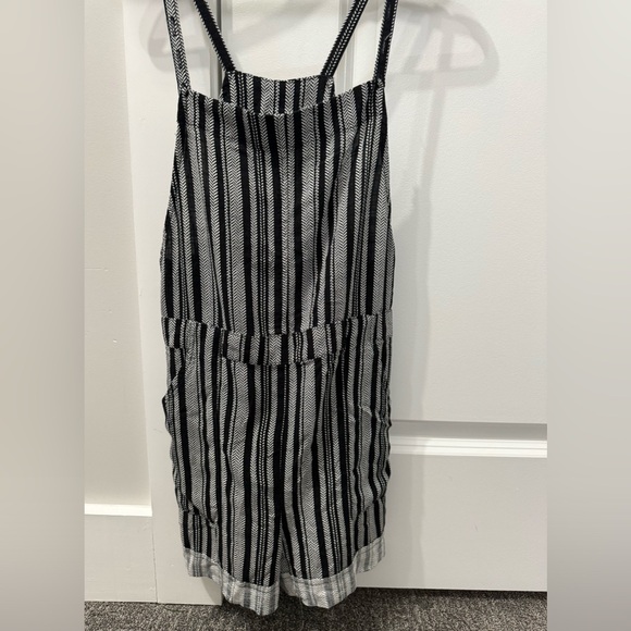 L10/12 Art Class Rompers - Picture 2 of 6